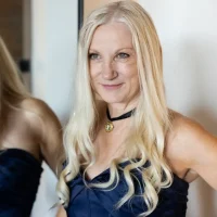 Cindi blue dress mirror
