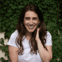 Headshot_Sarah Levy 500x500 (1)
